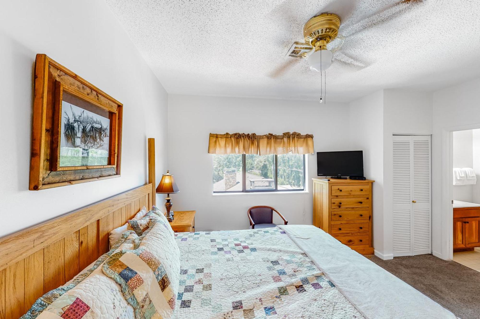 The Laurel Inn Gatlinburg Room photo